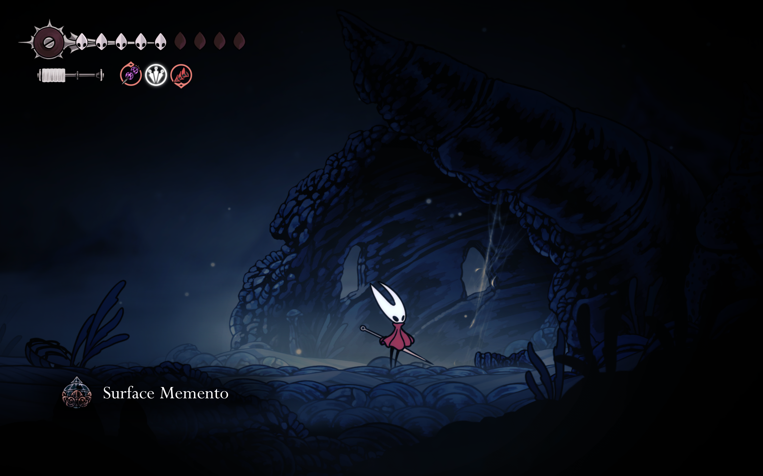 Hornet picking up the Surface Memento